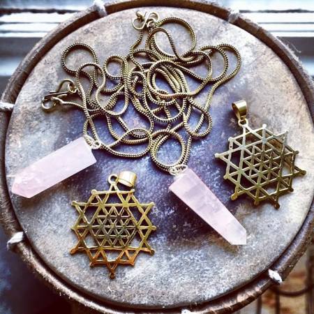 65606_723934504308213_522953756_n